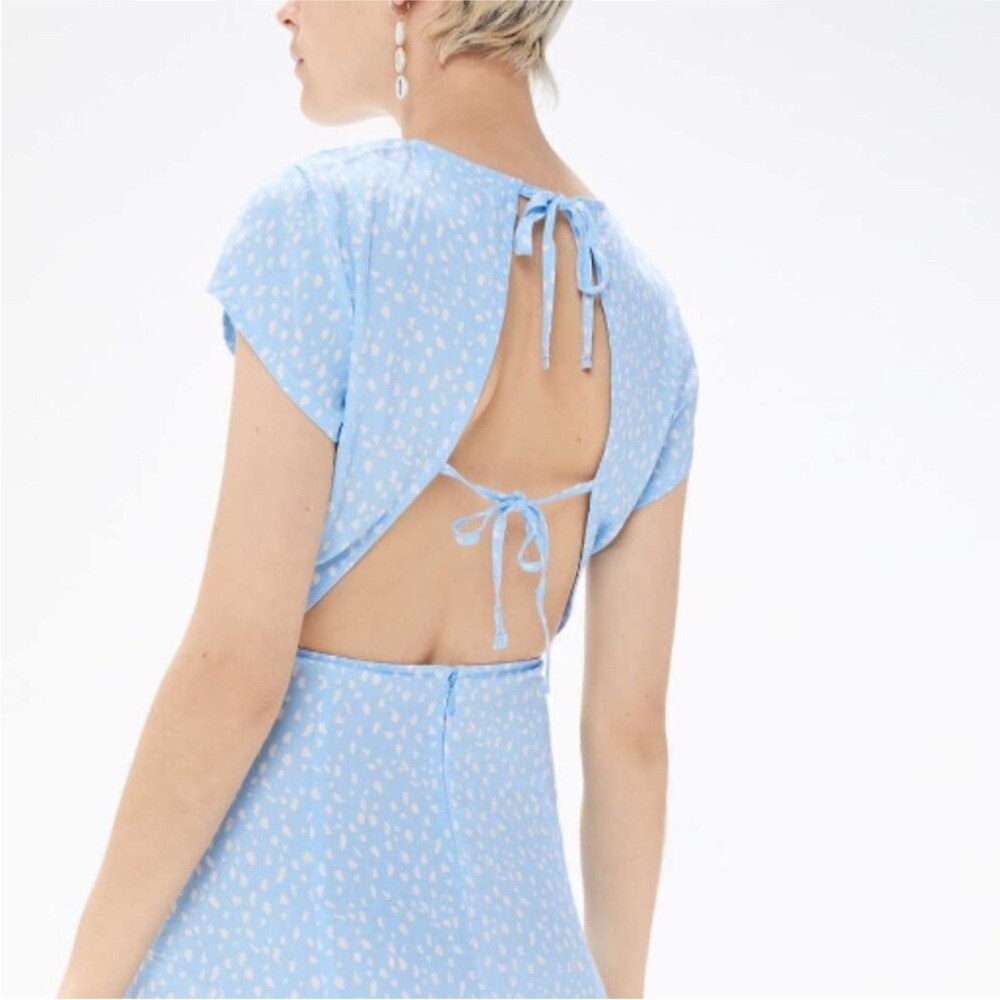 🩵🦋🩵Urban Outfitters Blue cap-sleeve dress 🩵🦋🩵
